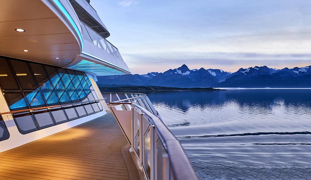 2021 Alaska Cruises Sailing Past Incredible Glaciers & Landscapes