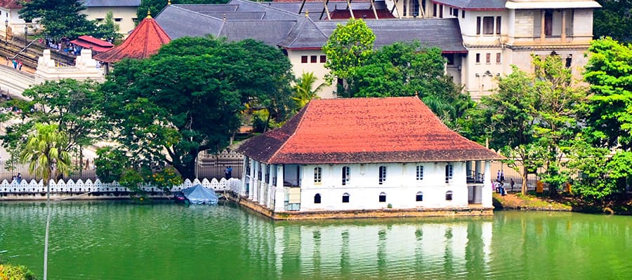 Cruises to Colombo