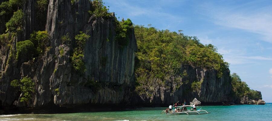 Dramatic cliffs, beautiful rivers and lush greenery await. 