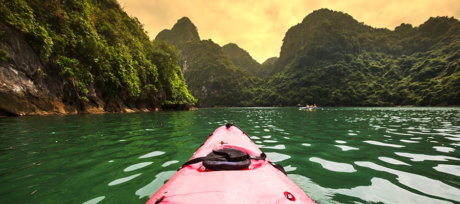 Ha Long Bay in Hanoi (Ha Long Bay) Cruise