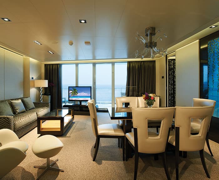 Deluxe Owner's Suite