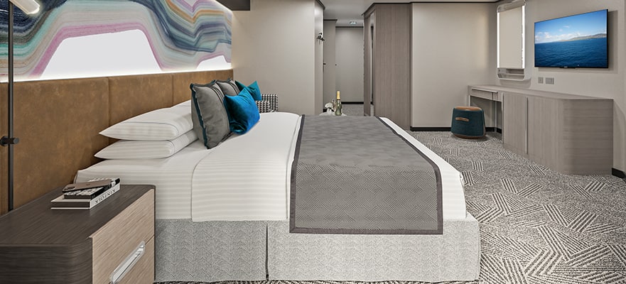 Forward-Facing Club Balcony Suite with Large Balcony floor plan