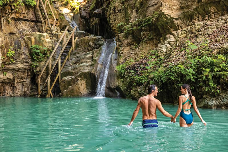 Enjoy the Caribbean and crystalline waters!