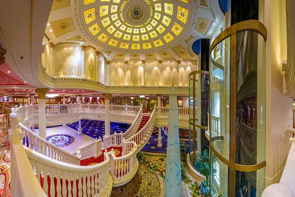 Atrium on Pride of America