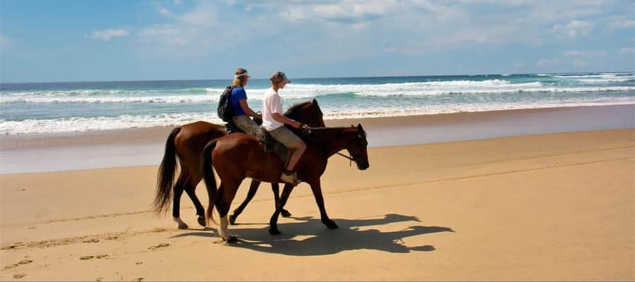 Horseback riding in Roatan