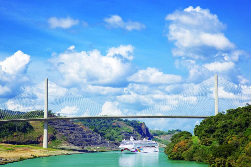 5 Reasons to Cruise the Panama Canal with Norwegian