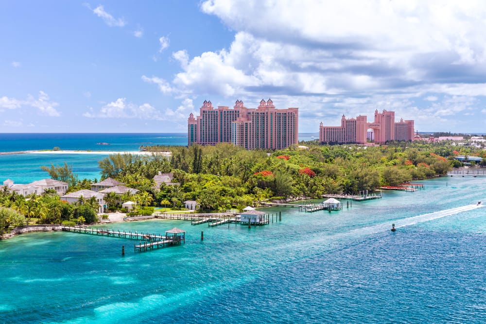 A Guide to Cruising for Architecture Buffs: Exploring The Bahamas